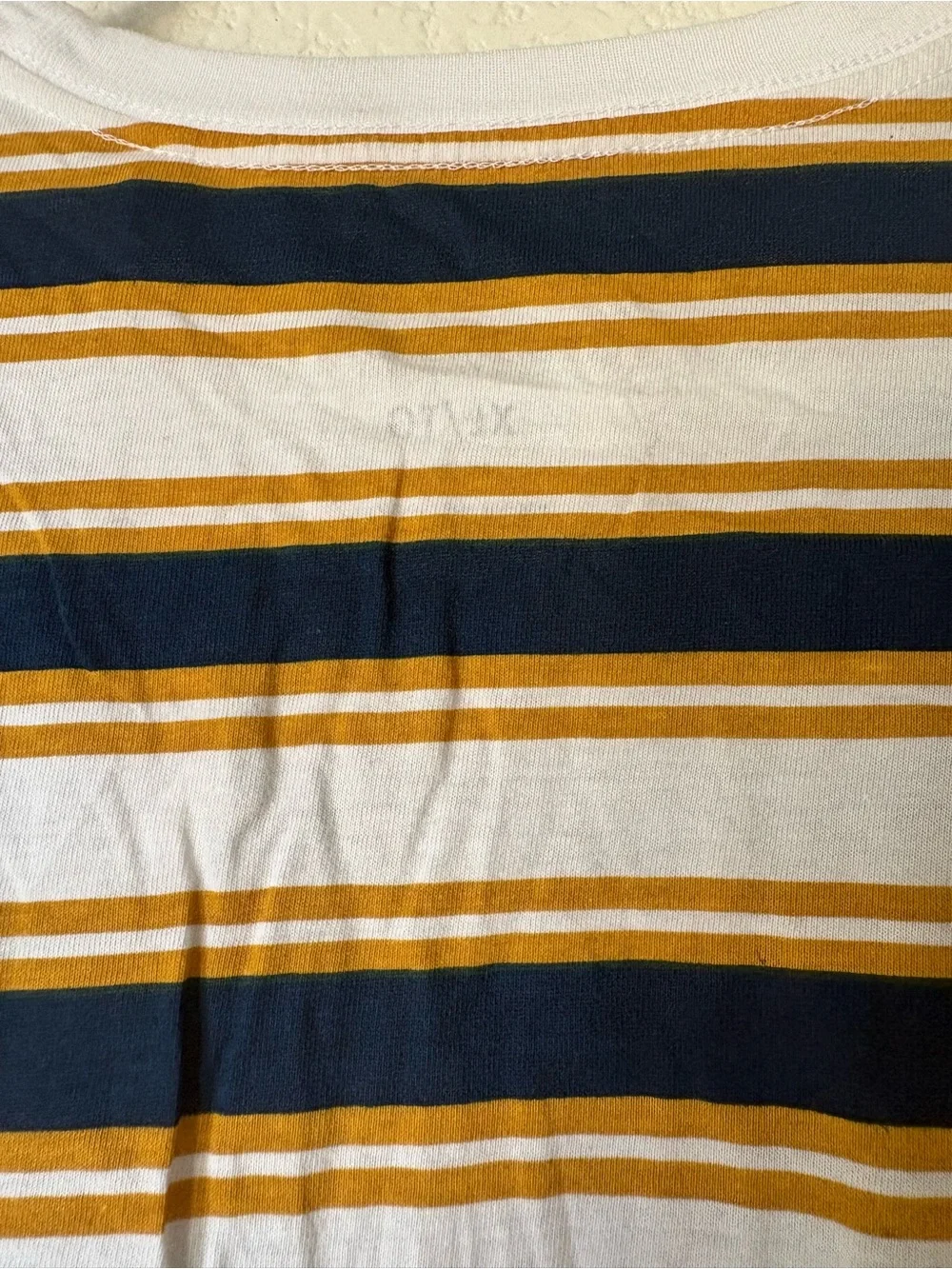GUESS White Navy & Mustard Striped Logo Tee - Picture 8 of 8